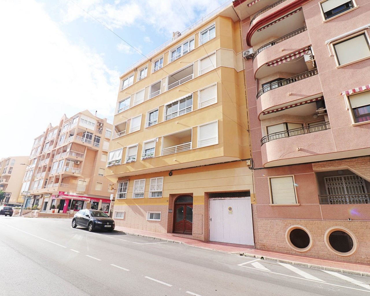 Apartamento / piso - Alquiler a largo plazo - Guardamar del Segura - 0235