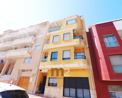 Apartamento / piso - Alquiler a largo plazo - Guardamar del Segura - Centro