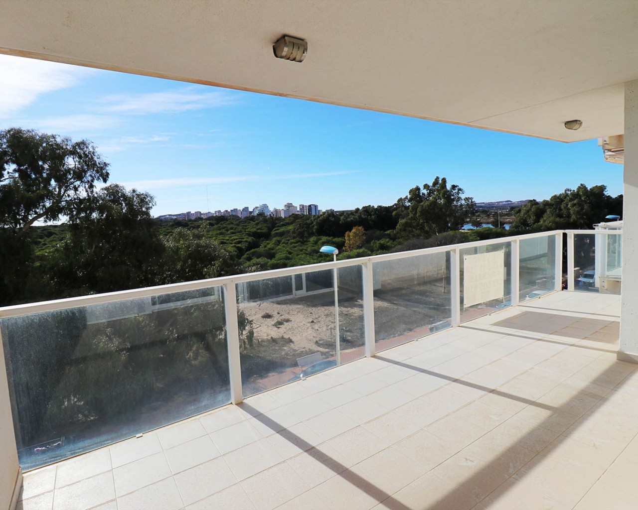 Apartamento / piso - Segunda mano - Guardamar del Segura - 0652