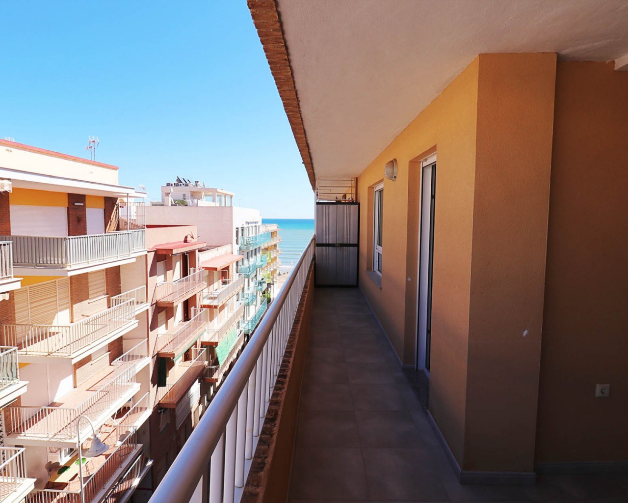 Apartamento / piso - Segunda mano - Guardamar del Segura - 0963