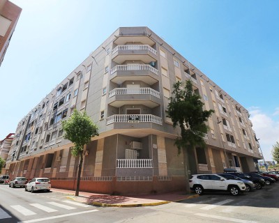 Apartamento / piso - Segunda mano - Guardamar del Segura - Mercadona