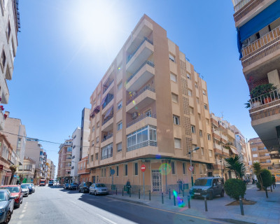 Apartment / flat - Sale - Torrevieja - Centro