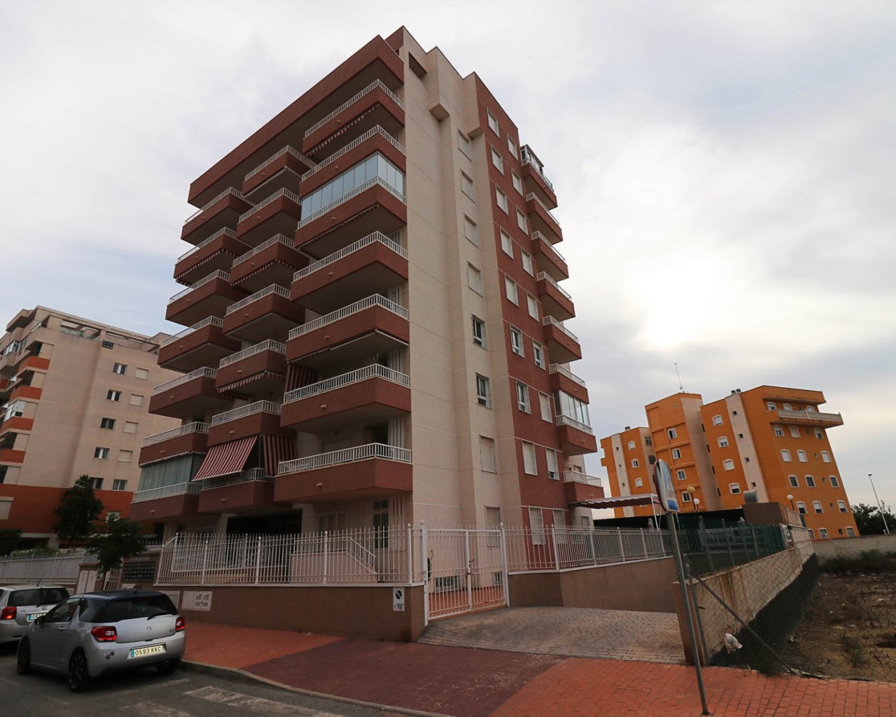 Appartement / flat - Lang termijn verhuur - Guardamar del Segura - 0624