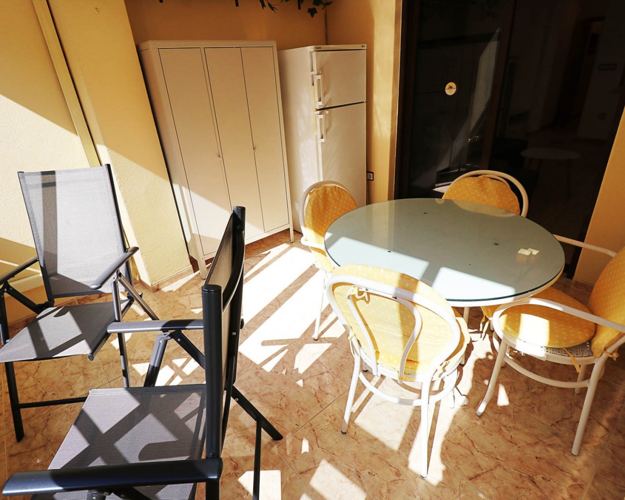 Appartement / flat - Lang termijn verhuur - Guardamar del Segura - 1080