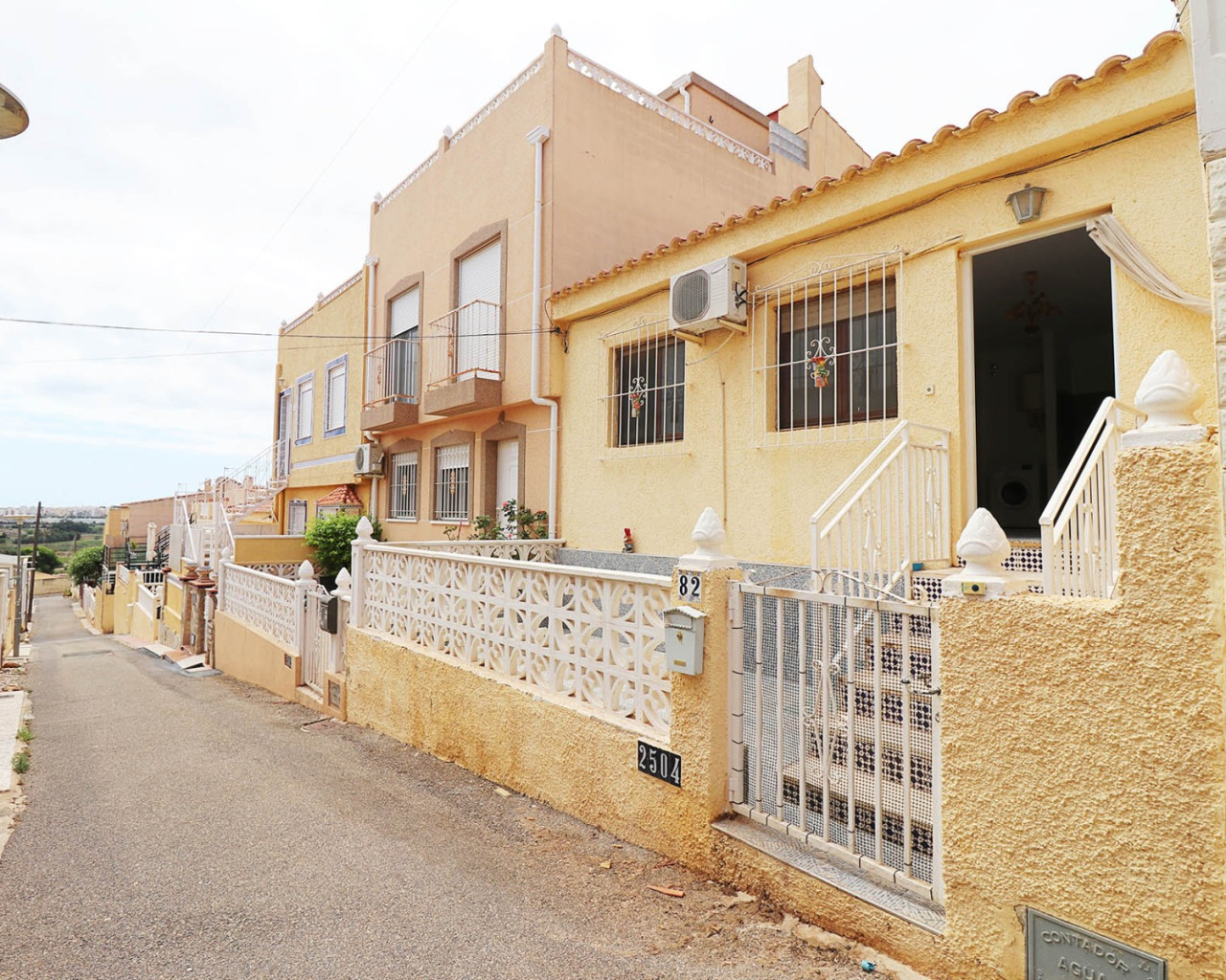 Bungalow · Alquiler a largo plazo · La Marina · La Marina 