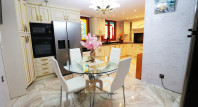 Sale - Apartment / flat - Alicante - Centro