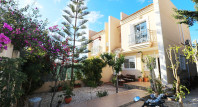 Segunda mano - Bungalow - Guardamar del Segura - Urb. Pinomar