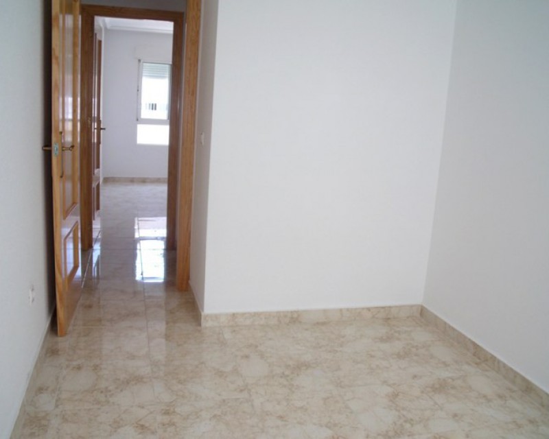 Obra nueva - Apartamento / piso - Guardamar del Segura - Centro