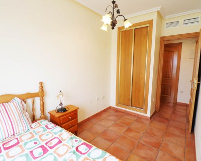 Alquiler a largo plazo - Apartamento / piso - Guardamar del Segura - Puerto