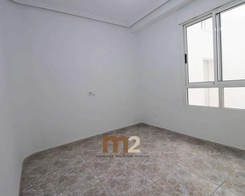 Segunda mano - Apartamento / piso - Guardamar del Segura - Plaza Porticada