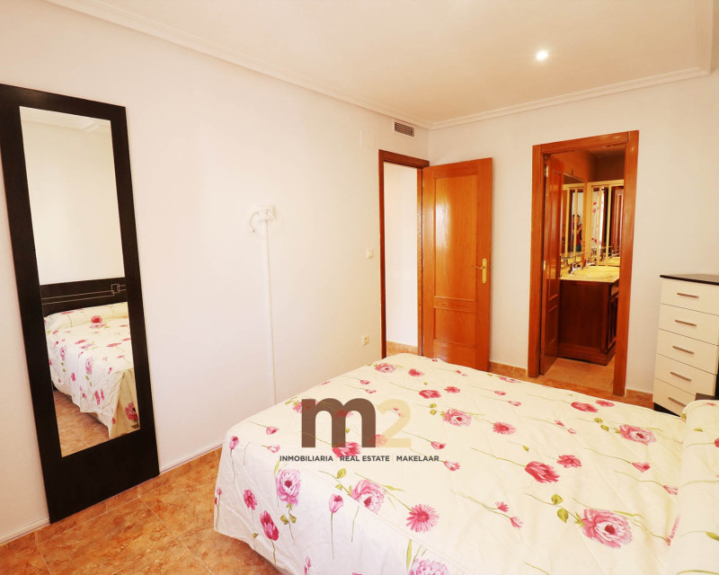 Sale - Apartment / flat - Guardamar del Segura - Centre