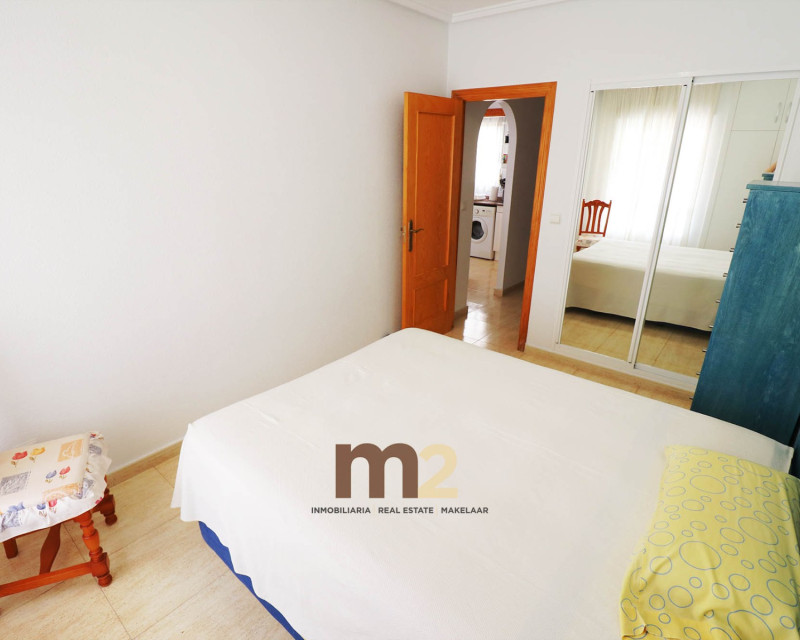 Alquiler a largo plazo - Apartamento / piso - Guardamar del Segura - Mercadona