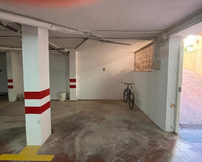 Sale - Garage - Guardamar del Segura - Mercadona