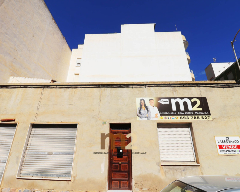 Segunda mano - Casa - Guardamar del Segura - Mercadona