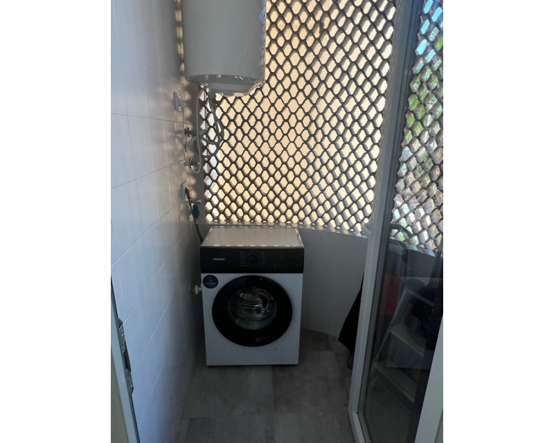 Alquiler a largo plazo - Apartamento / piso - Guardamar del Segura - Mercadona