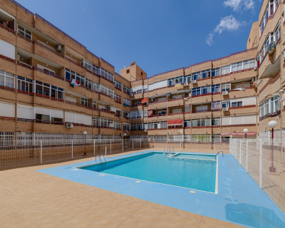 Segunda mano - Apartamento / piso - Torrevieja - Centro