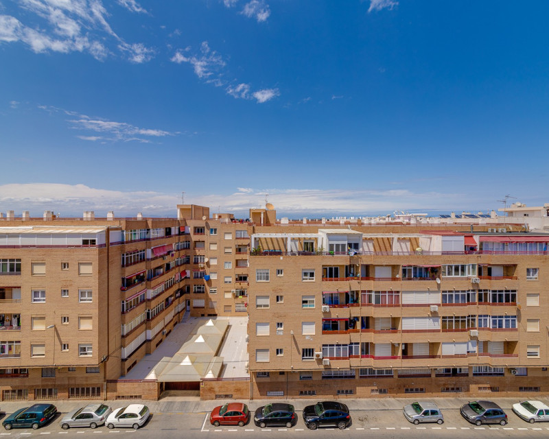 Segunda mano - Apartamento / piso - Torrevieja - Centro