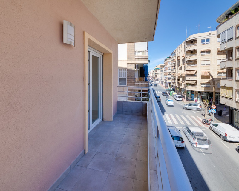 Segunda mano - Apartamento / piso - Torrevieja - Centro