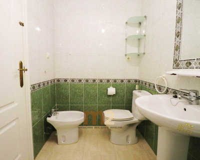 Lang termijn verhuur - Appartement / flat - Guardamar del Segura - Mercadona