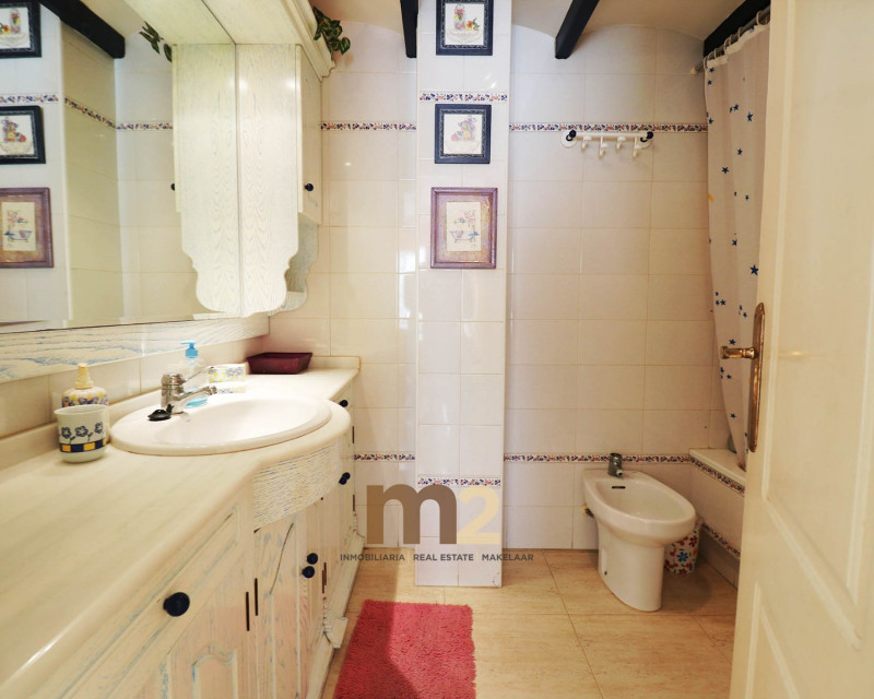 Alquiler a largo plazo - Apartamento / piso - Guardamar del Segura - Mercadona