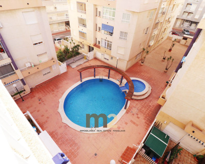 Alquiler a largo plazo - Apartamento / piso - Guardamar del Segura - Mercadona