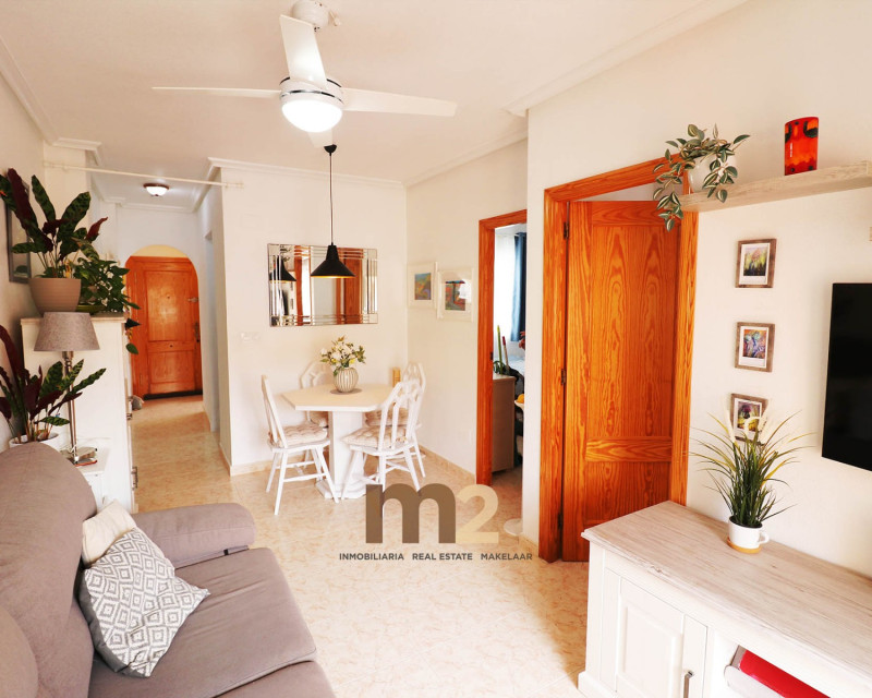 Segunda mano - Apartamento / piso - Guardamar del Segura - Mercadona