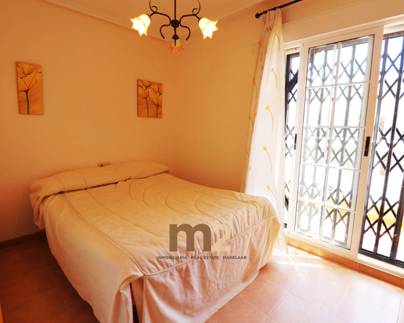 Segunda mano - Bungalow - Guardamar del Segura - Urb. Los Estaños