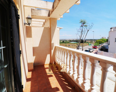 Segunda mano - Bungalow - Guardamar del Segura - Urb. Los Estaños
