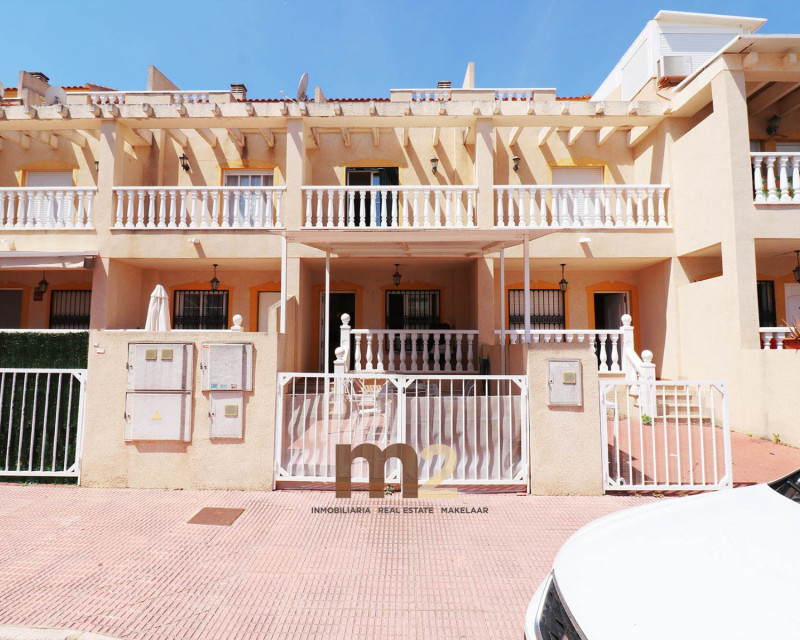 Segunda mano - Bungalow - Guardamar del Segura - Urb. Los Estaños