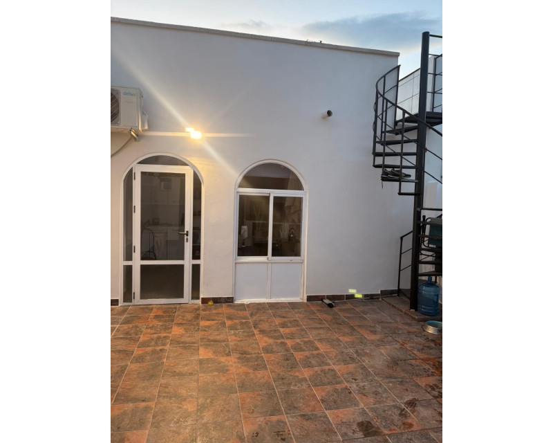 Segunda mano - Casa - Torrevieja - La Siesta - El Salado -  Torreta