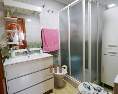 Segunda mano - Apartamento / piso - Guardamar del Segura - Mercadona