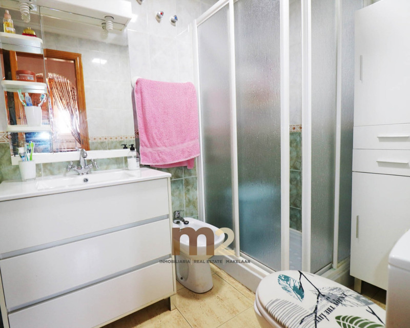 Segunda mano - Apartamento / piso - Guardamar del Segura - Mercadona
