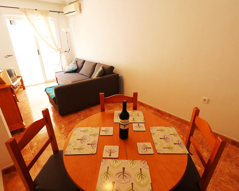 Segunda mano - Apartamento / piso - Guardamar del Segura - Mercadona