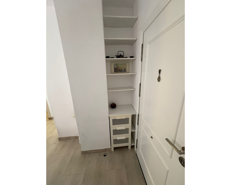 Lang termijn verhuur - Appartement / flat - Guardamar del Segura - Mercadona