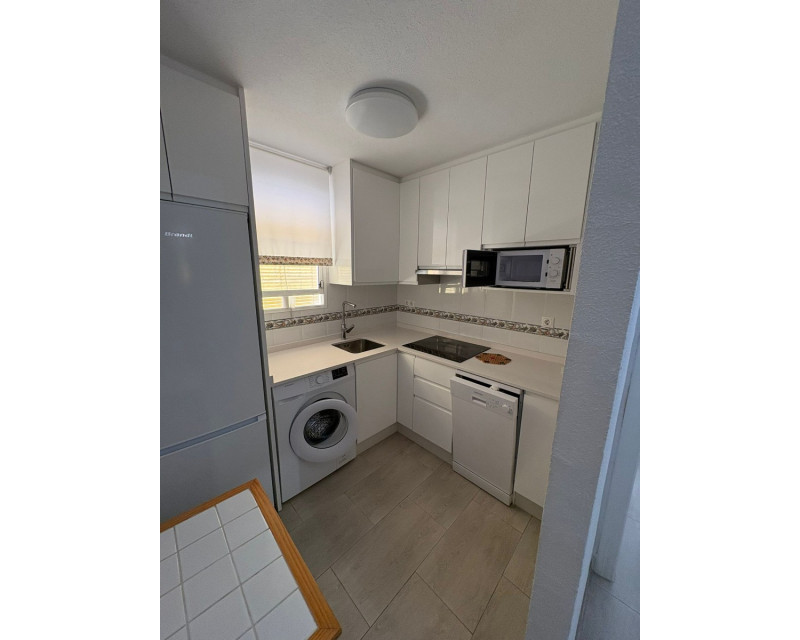 Lang termijn verhuur - Appartement / flat - Guardamar del Segura - Mercadona