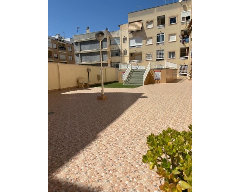 Lang termijn verhuur - Appartement / flat - Guardamar del Segura - Mercadona