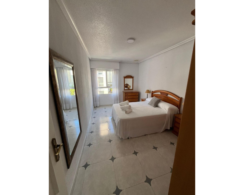 Alquiler a largo plazo - Apartamento / piso - Guardamar del Segura - Mercadona