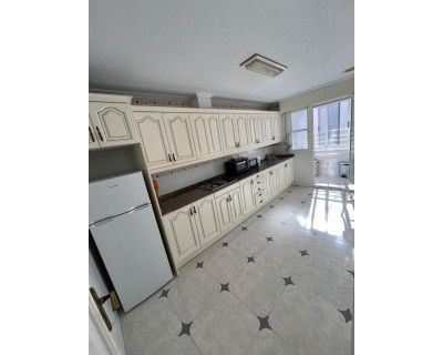 Alquiler a largo plazo - Apartamento / piso - Guardamar del Segura - Mercadona