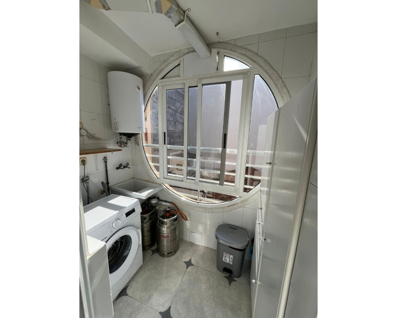 Alquiler a largo plazo - Apartamento / piso - Guardamar del Segura - Mercadona