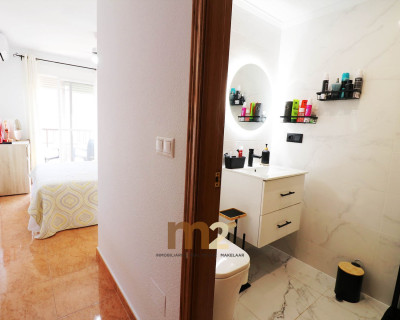 Segunda mano - Apartamento / piso - Guardamar del Segura - Mercadona