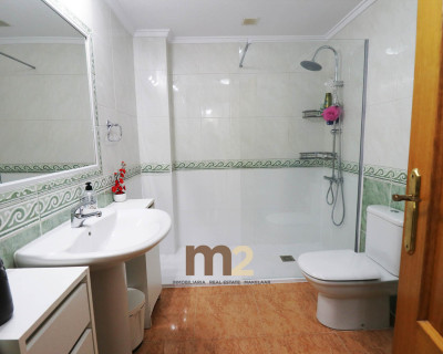 Segunda mano - Apartamento / piso - Guardamar del Segura - Mercadona