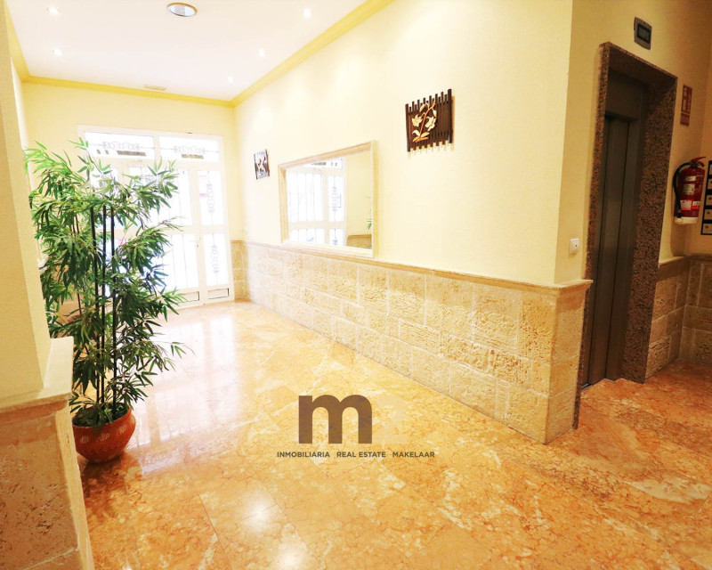 Segunda mano - Apartamento / piso - Guardamar del Segura - Mercadona
