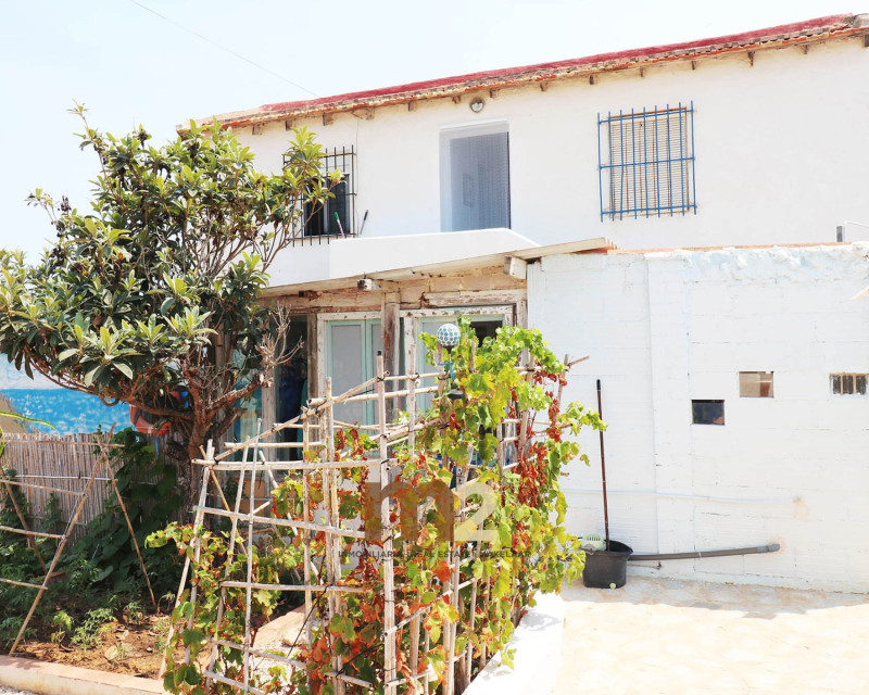 Sale - House  - Guardamar del Segura - Campomar