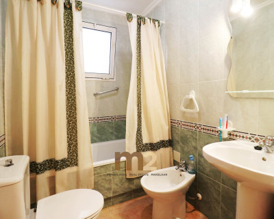 Segunda mano - Apartamento / piso - Torrevieja - El Acequión - Los Náufragos