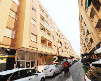 Segunda mano - Apartamento / piso - Torrevieja - El Acequión - Los Náufragos