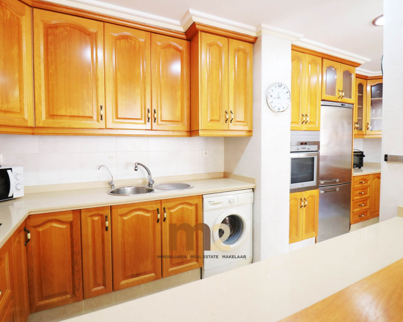 Sale - Apartment / flat - Guardamar del Segura - Centre