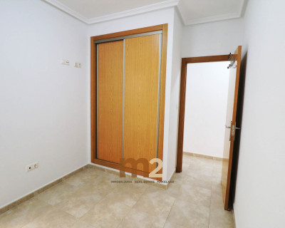 Segunda mano - Apartamento / piso - Guardamar del Segura - Mercadona