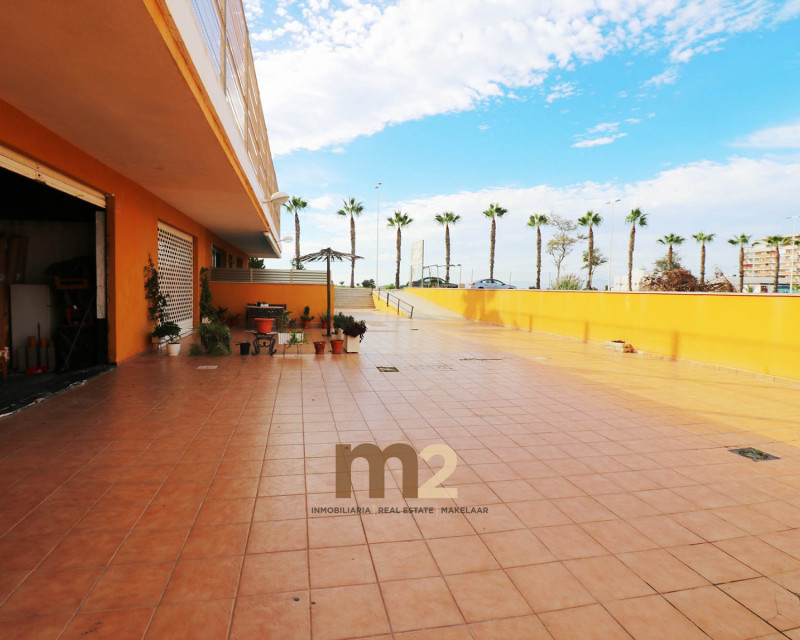 Herverkoop - Commerciële pand - Guardamar del Segura - SUP 7