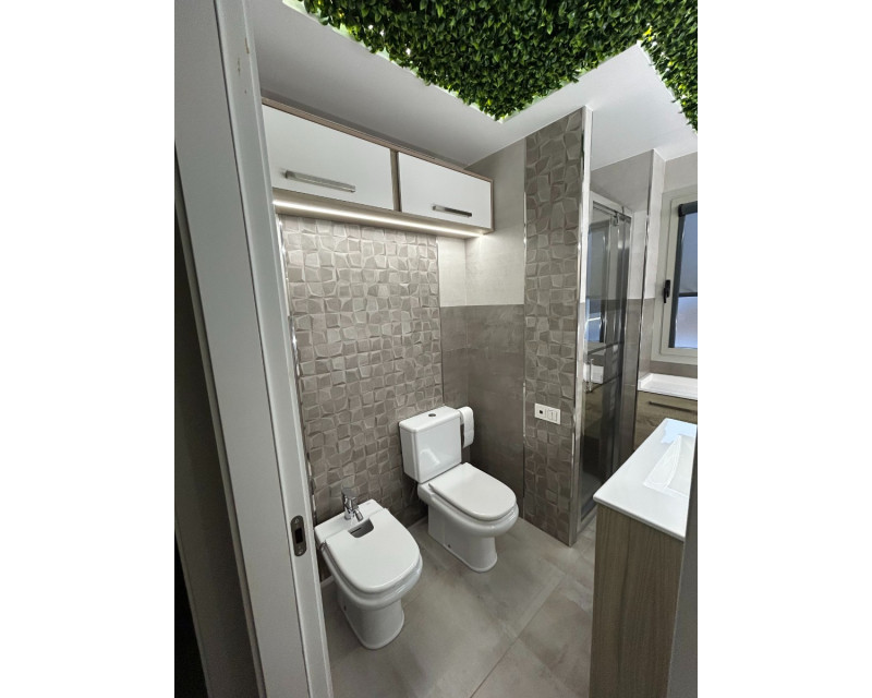 Segunda mano - Apartamento / piso - Torrevieja - Nueva Torrevieja - Aguas Nuevas