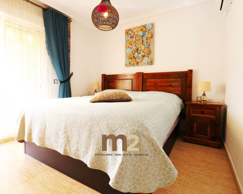 Sale - Bungalow - Montesinos